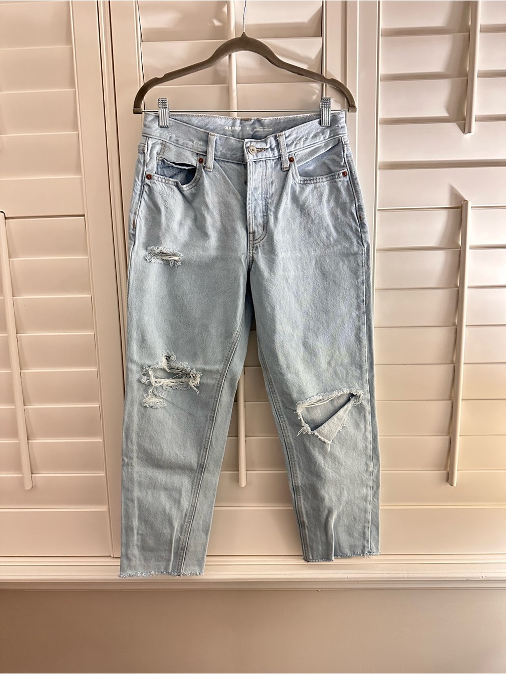 Old Navy Light Blue Distressed Boyfriend Jeans